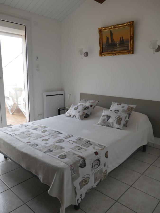 Appart.3_ T3 - 4 Pers - 150 M/Mer Tout Confort Appartement Saintes-Marie-la-Mer Buitenkant foto